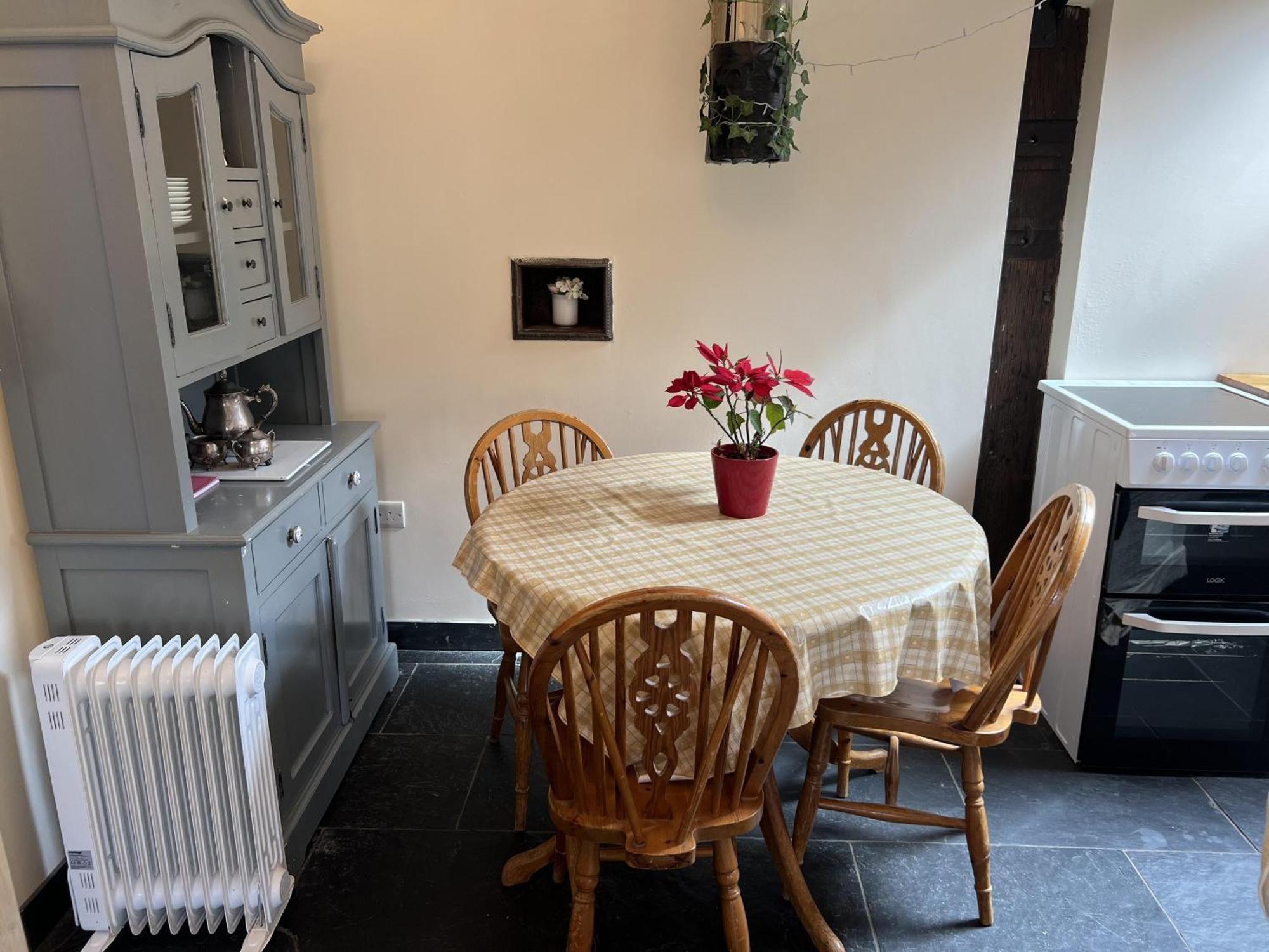 Beautiful 1-Bed House In Gloucestershire Westbury on Severn Exterior photo